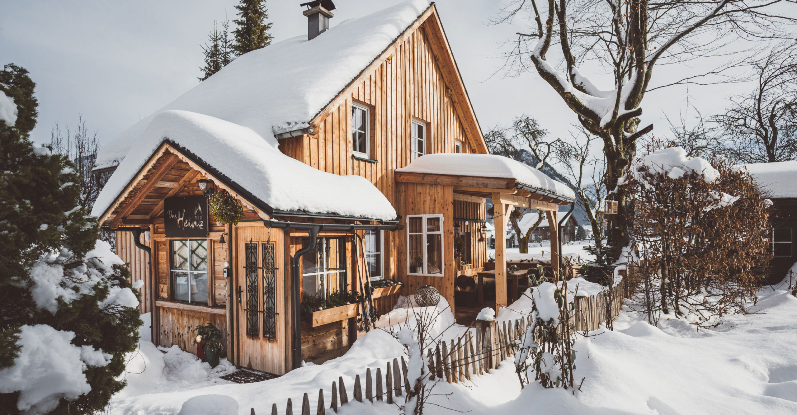 Winterliche Architekturfotografie im Das Heinz, ein Salzkammergut Ferienhaus im Salzkammergut