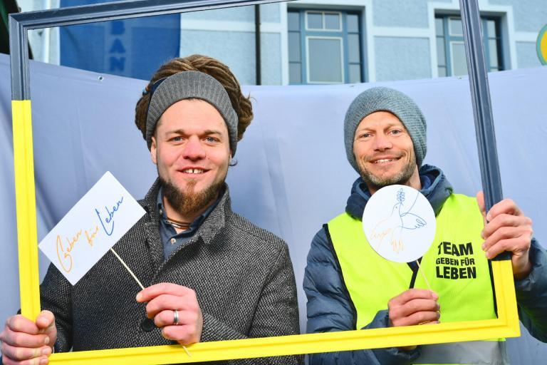 Fotos für den Guten Zweck. Christoph "Krauli" Held und Klaus Krumböck